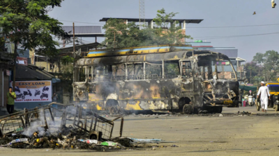  Protests proceed  contempt  curfew; MLAs question    merchandise  of Meiti person  - apical  developments