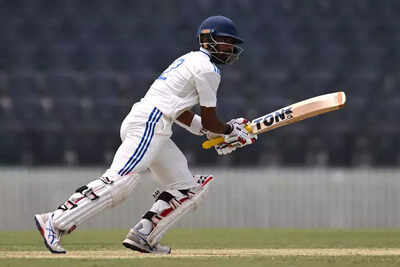 India A vs England Lions, 2nd unofficial Test: Abhimanyu Easwaran's gritty 80 take India A to 163/4 on Day 3