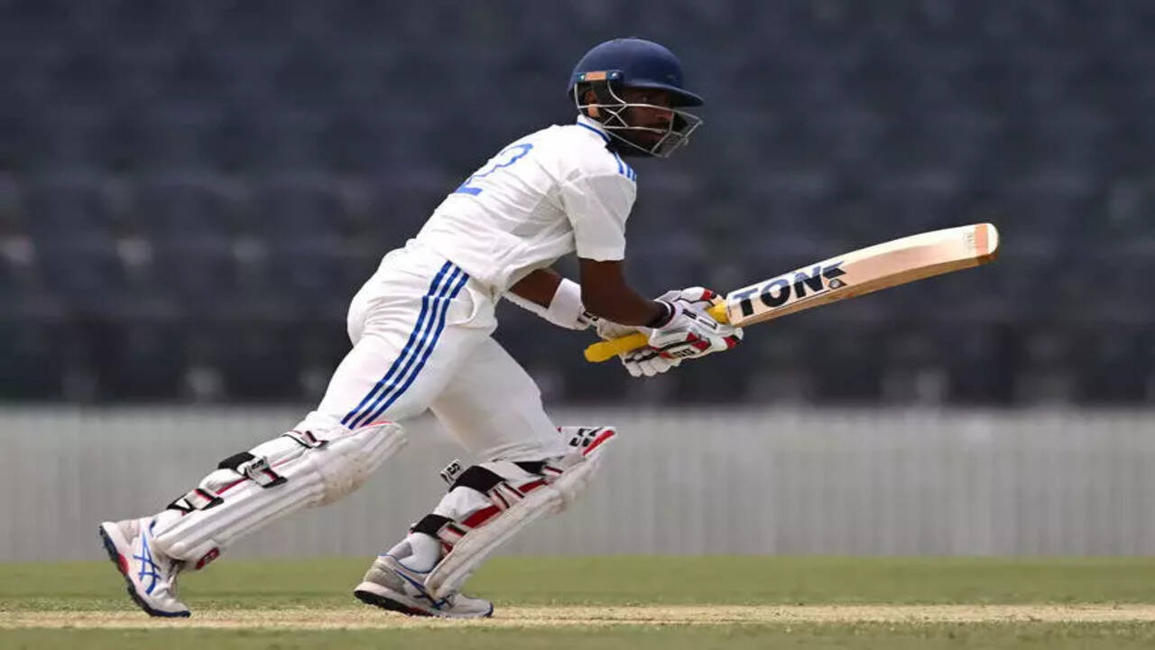 India A vs England Lions, 2nd unofficial Test: Abhimanyu Easwaran's gritty 80 take India A to 163/4 on Da