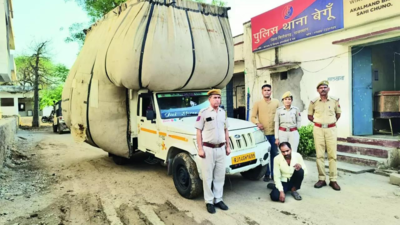  407 kg of poppy husk seized in Chittorgarh; smuggler flees