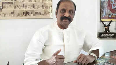 Vairamuthu expresses discontent with Tamil industry; claims film titles lifted from his lyrics without credit and consent