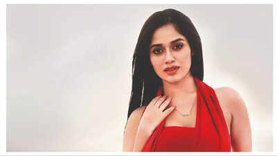  Jannat Zubair