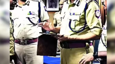 Late-night drunken brawl at Bengaluru pub: Two groups hurl stones, five held