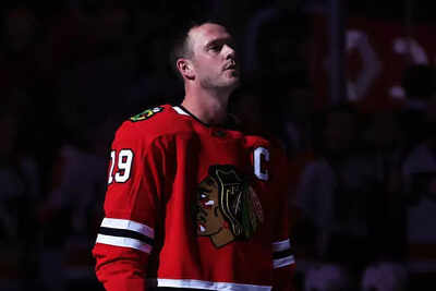 Jonathan Toews' comeback nears as the Winnipeg Jets lead the race to sign the former Blackhawks captain