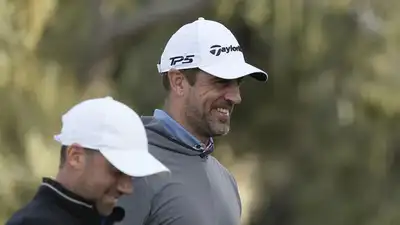 Aaron Rodgers wastes no time building bond with DK Metcalf, goes viral for golf outing photo at Cam Heyward’s event
