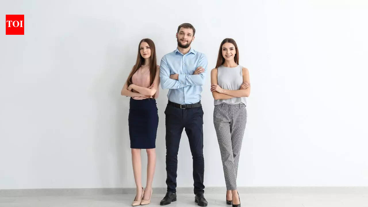 Personality Test: What your standing posture secretly reveals about you