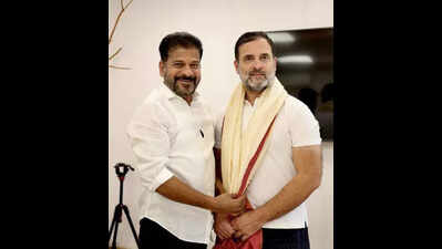 Revanth meets Rahul, Kharge in Delhi