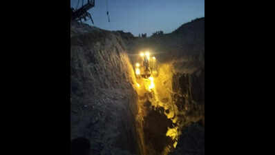 Two workers trapped in Bhilwara quarry collapse, rescue ops underway