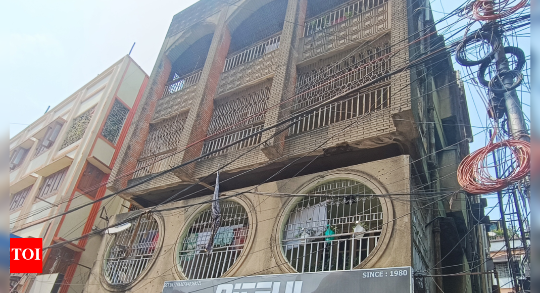 ‘Our life’s savings stolen’: North Kolkata family robbed of Rs 2 crore in night heist; while family asleep