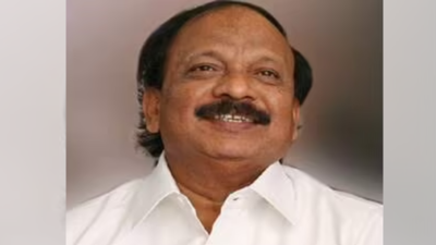  Crooks hack former Karnataka minister Roshan Baig’s WhatsApp, seek money from his contacts