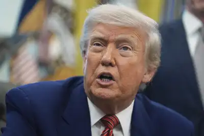 Trump Tariffs: Even if it leads to some demand destruction ..., S&P warning on smartphone and PC prices in the US