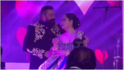 Sanjay Dutt and Maanayata recreate song ‘Meri Duniya Hai’, steal hearts at sangeet ceremony - Watch video