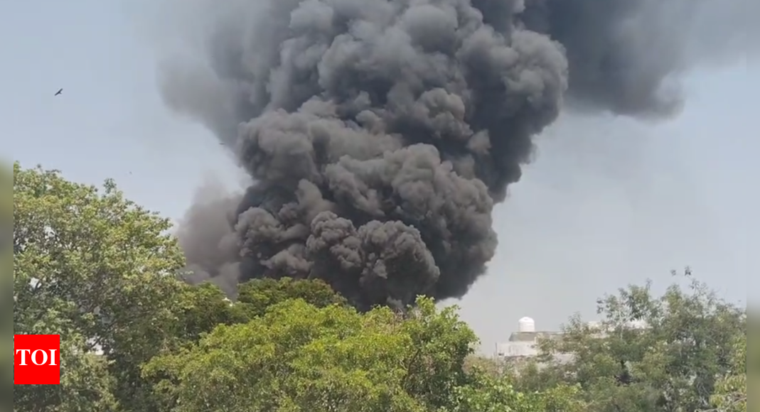 Breaking News Live Updates: Air India Ahmedabad-London flight crashes near airport in Meghani area