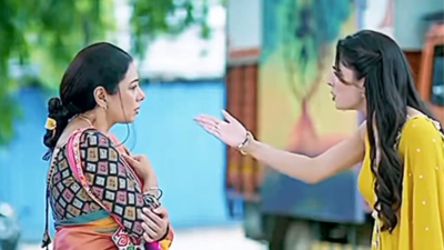 Netizens slam makers for Rahi humiliating Anu for living in Mumbai; fans write 'Anupama has zero self-respect'