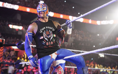 Who is Rey Mysterio’s wife? The woman behind the wrestling legend
