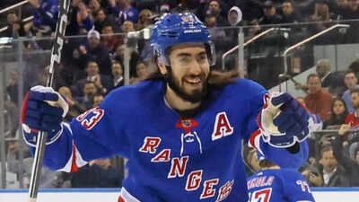  Teams eye Mika Zibanejad as Rangers weigh surprise trade option
