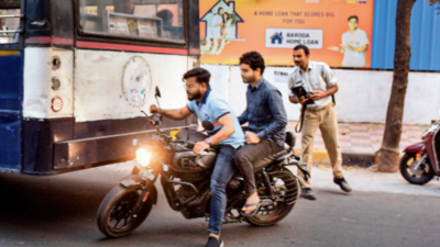 Citizen vigilantes in Hyderabad fight traffic rule breakers, help police generate 50,000 challans