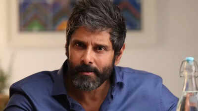 Gautham Menon vows to stay away from new projects; Focuses on 'Dhruva Natchathiram' release