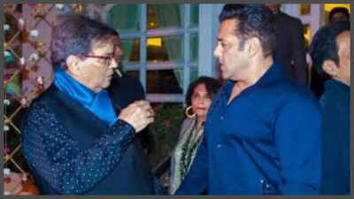Did you know Salman Khan once slapped Subhash Ghai at a Bollywood party? 'That person hit me with a spoon, almost broke a plate on my face, urinated on my shoes...'