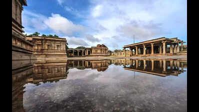 Heavy rainfall causes extensive crop and property damage in Vijayanagara