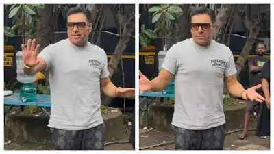 Laughter Chefs 2: Ram Kapoor spotted on the sets; jokes with photographers 'Mere liye kyun ruke ho yaar, main Salman Khan nahi hoon'