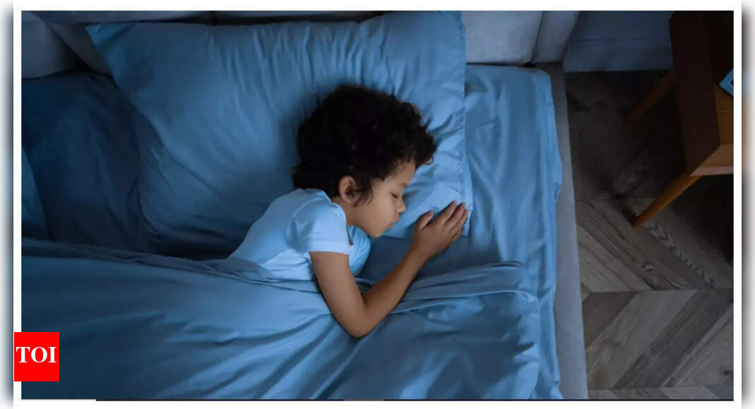 Struggling to put kids to sleep on time? Here are some tried and tested tricks