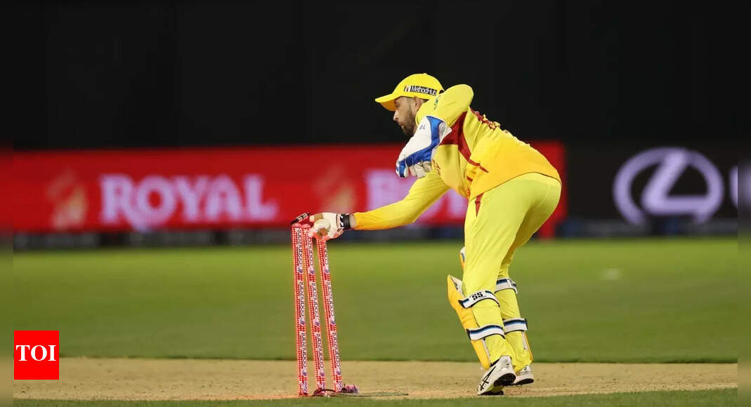 MLC: Boult gets run out in comic fashion during MINY vs TKS - watch
