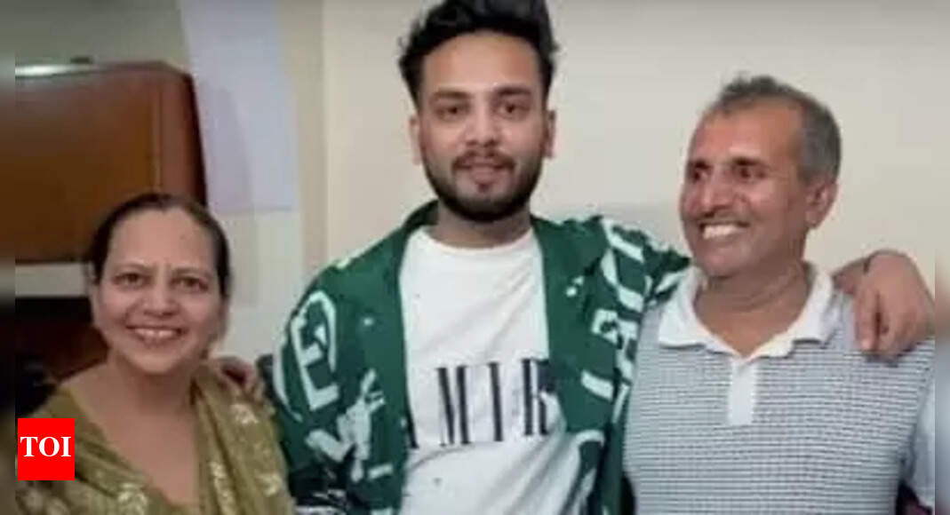https://static.toiimg.com/thumb/msid-121850402,width-1070,height-580,imgsize-9612,resizemode-75,overlay-toi_sw,pt-32,y_pad-40/photo.jpg