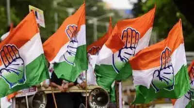 Rift widens in Khairatabad Congress as rival camps clash