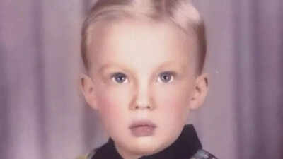 Can you recognise this child? (He is one of the powerful leaders of the world right now)