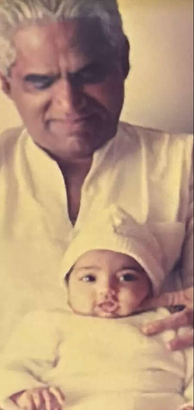 Suniel Shetty remembers his 'first hero' father Veerappa with a touching tribute