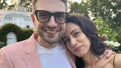  Alex Soros marries Hillary Clinton's ex-aide Huma Abedin