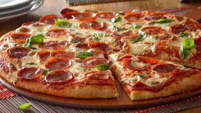 Pentagon dismisses 'pizza index' in connection with Israel's attack on Iran, says they have 'sushi, sandwiches, coffee'