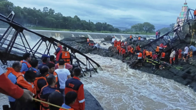 Maharashtra bridge collapse: 4 dead, 51 injured after 'unfit' bridge falls near Pune