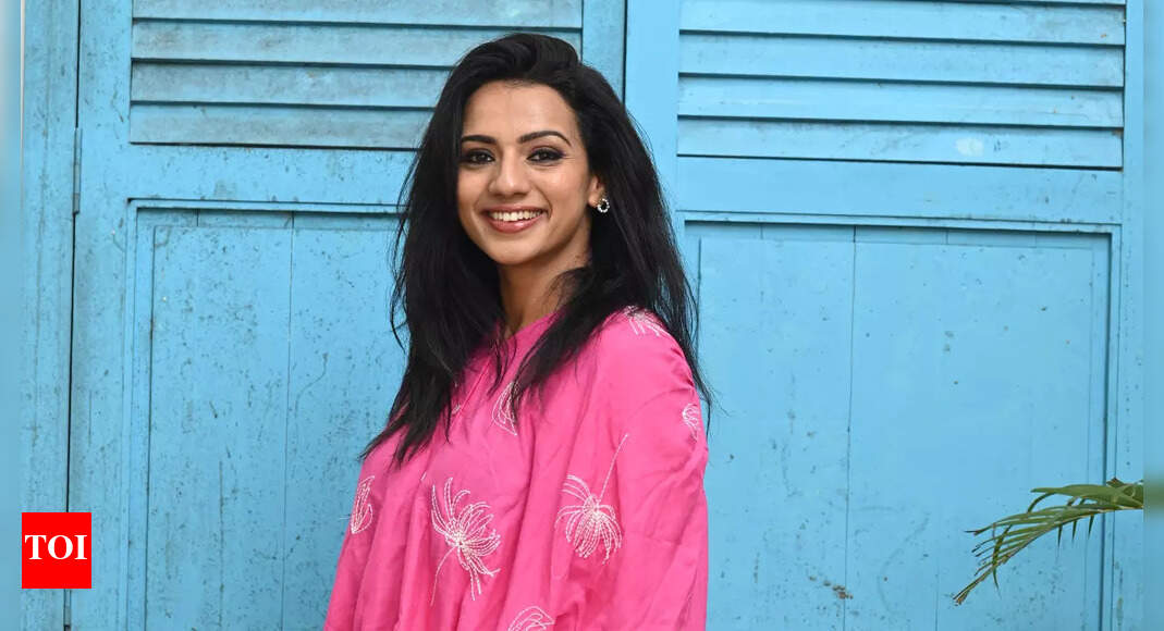 Sruthi Hariharan: Representing women in their mid-30s in cinema is vital