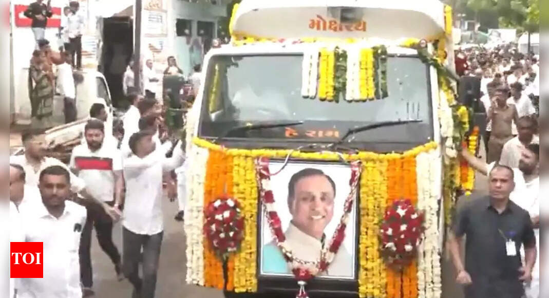 Vijay Rupani's final journey: Thousands pay tribute to former Gujarat CM