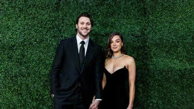 “He lucked out!!” Fans cheer as Josh Allen calls marrying Hailee Steinfeld was “the most important decision” of his life
