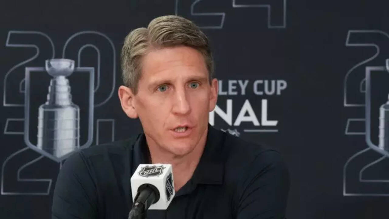 He knows the Oilers are toast”: Oilers' head coach Kris Knoblauch's  comments on Game 6 spark panic among fans | NHL News - Times of India