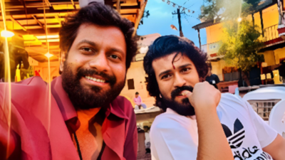  Ram Charan and Buchi Babu Sana clicked on the sets of 'Peddi'; Janhvi Kapoor reacts to director's post