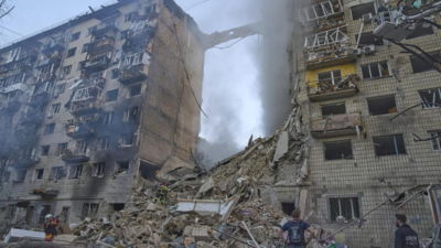 Russia pounds Kyiv with drones, missiles; 14 killed, 30 apartments destroyed in attack - watch video