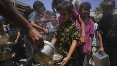 Palestinians hit while waiting for relief; 51 killed over 200 injured; experts warned famine in Gaza