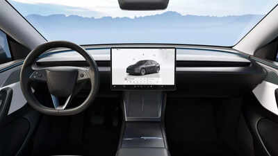 How Tesla car prevented high school student from passing driving test