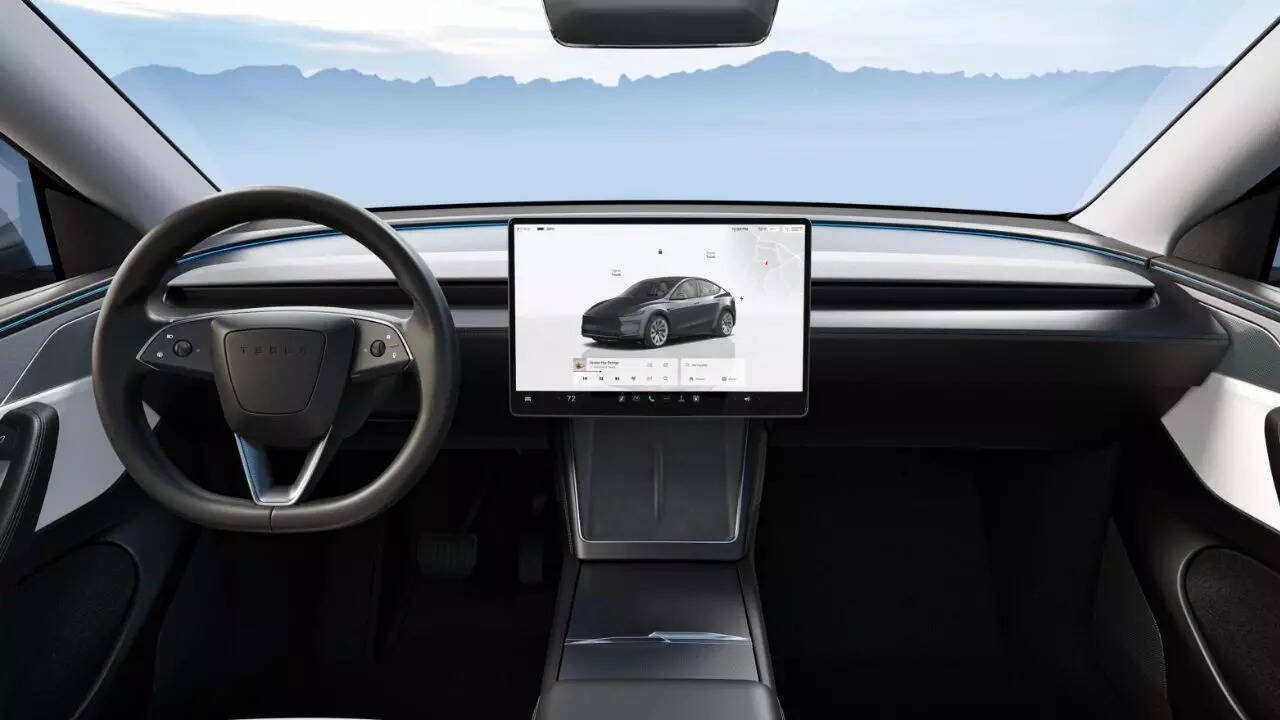 How Tesla car prevented high school student from passing driving test ...