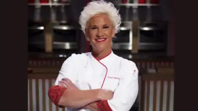  Internet mourns the culinary star with heartfelt tribute