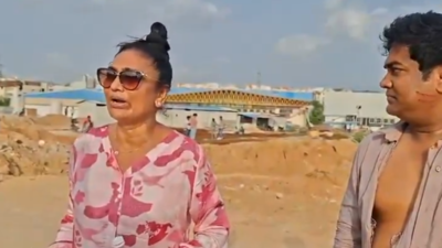 Group of men attacks residents during road demarcation by HYDRAA, Telugu actress Ramyasri among those injured in clash; police complaint filed
