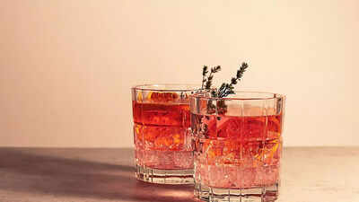  10 red drink recipes to observe the spirit of the day