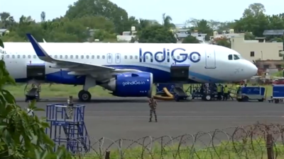 Indigo plane door gets jammed; former Chhattisgarh CM Bhupesh Baghel, mayor among passengers; flyers stuck for 40 minutes