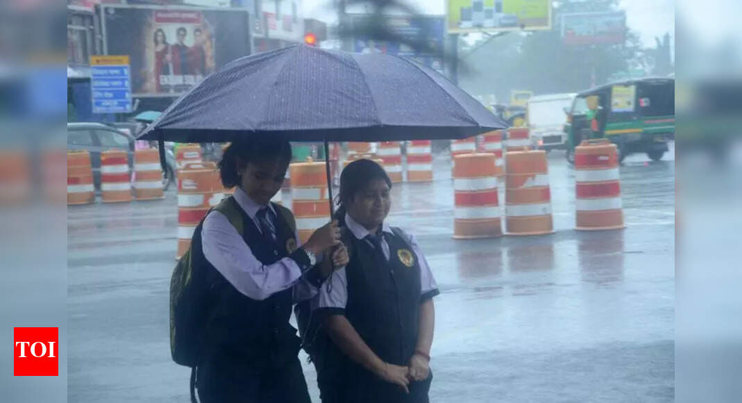 Schools in city to remain closed today