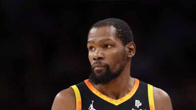 “Wish you were here”- Amidst trade rumors Kevin Durant pays emotional tribute to NBA legend Kobe Bryant