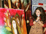 Vidya @ 'Kahaani' painting event